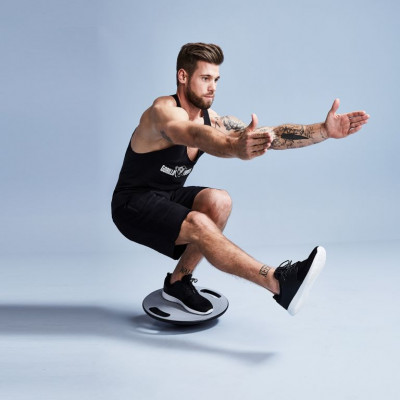 Gorilla Sports Balančná doska s držadlami, čierno / sivá