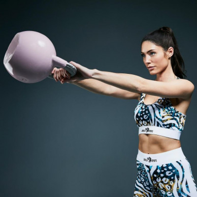 Gorilla Sports Súťažný kettlebell, ružový, 8 kg