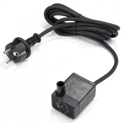 Záhradná fontána - fontána s dvoma drevenými vedrami