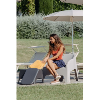 PETRA ARMCHAIR plastové kreslo, sivé