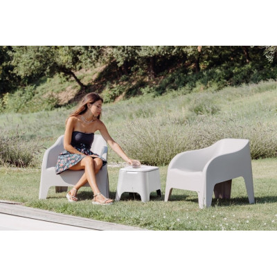 PETRA ARMCHAIR plastové kreslo, sivé