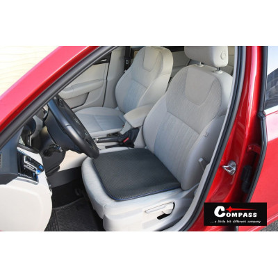 Podsedák s ventiláciou, USB, 5V, 44 x 42 cm