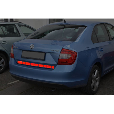 Samolepiaca páska reflexná 100 x 5 cm, delená, červená