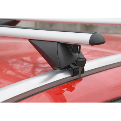 Priečny hliníkový nosník zamykací, 135 cm