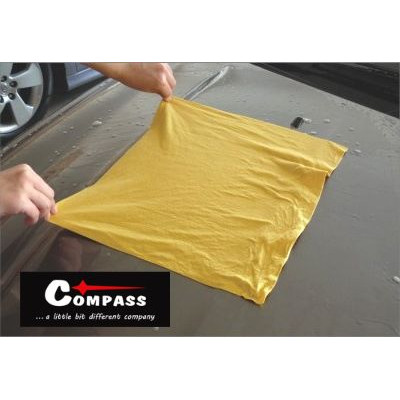 COMPASS Utierka so syntetickej kože, 32 x 43 cm
