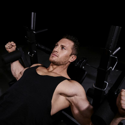 Gorilla Sports Posilňovacia lavička, čierna, 180 x 106 cm