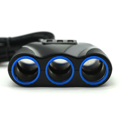 Roztrojka 12/24 V s 3 x USB konektorom