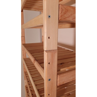Drevený regál s 3 policami, rozmery 60 × 64 × 25 cm