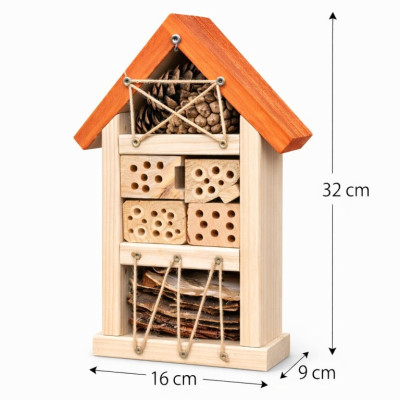 Hotel pre užitočný hmyz 32×16 cm, česká výroba
