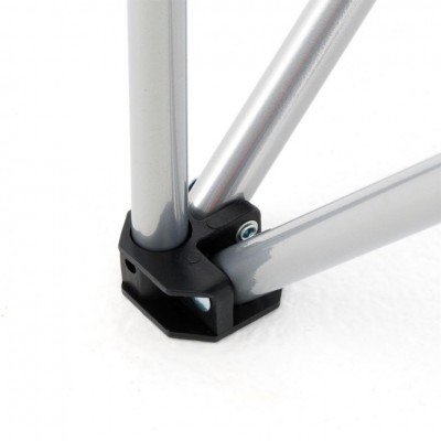 Set červených skladacích kempingových stoličiek