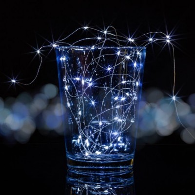 VOLTRONIC LED reťaz 10 x 25 LED, studená biela, na batérie